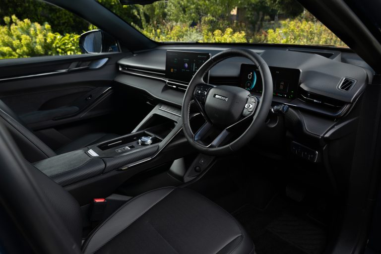 H6GT_PHEV_DriversSeat