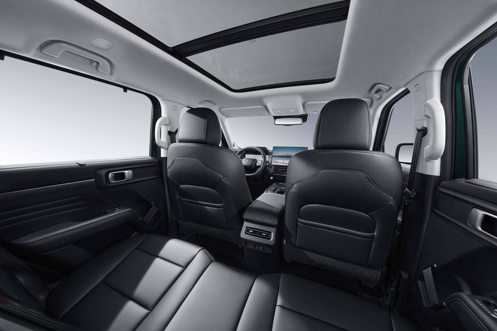 H7-Interior (5)